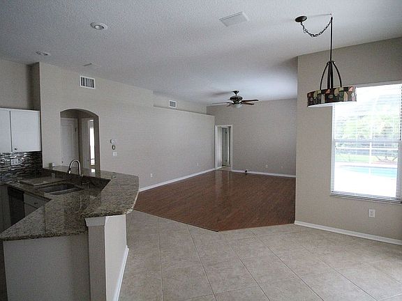 3rd image of 10204 Rubury Pl