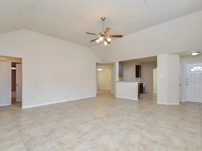 5019 Forest Moss Ct — Photo 3