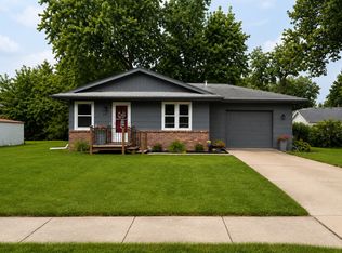 137 Cherry St, Norwalk, IA 50211
