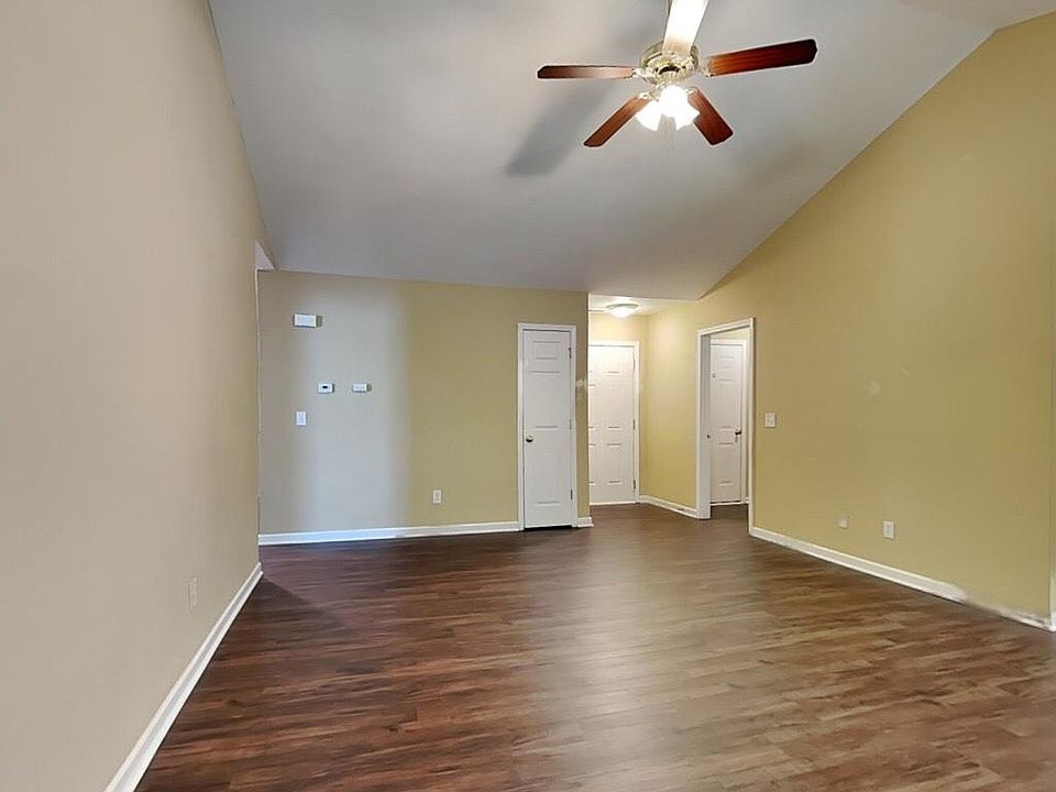 1st image of 5914 Bluestem Cir #1