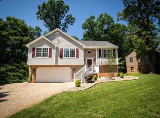 200 Jefferson Woods Dr, Forest, VA 24551