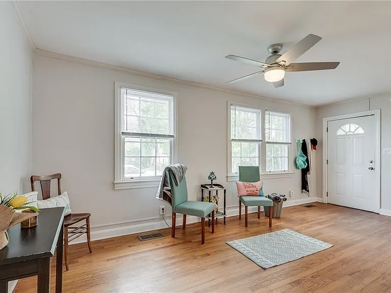 388 Ashley Ave NE — Photo 10
