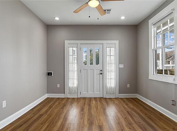 2nd image of 6017 Dauphine St