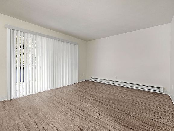 2nd image of 303 Poppy Rd #315