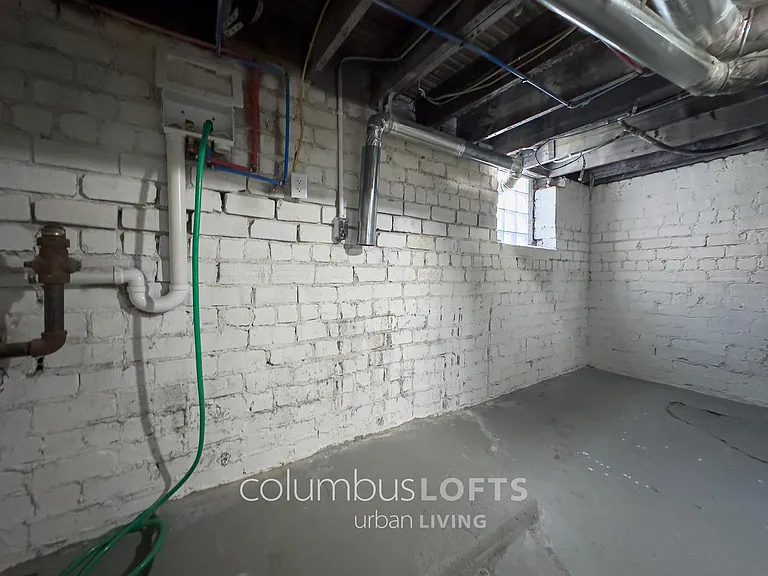 399 W 2nd Ave — Photo 37