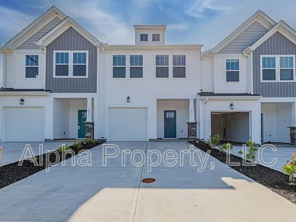 302 Marston Ln, Greenville, SC 29617