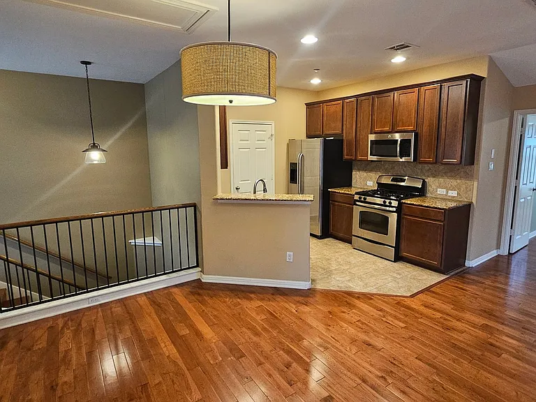 1310 W Parmer Ln #1701 — Photo 6