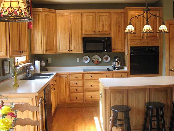 2nd image of 101 Longridge Dr