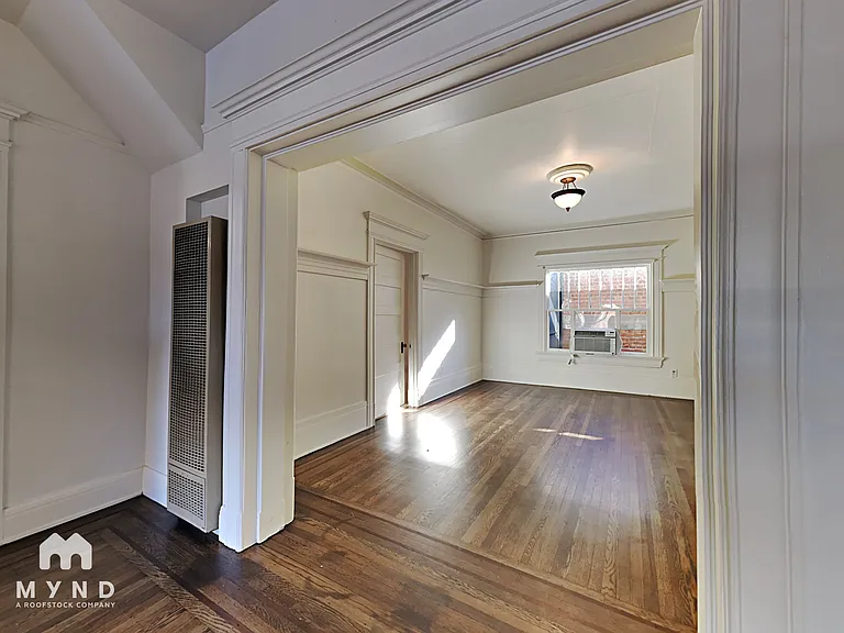 819 14th St #819 — Photo 3