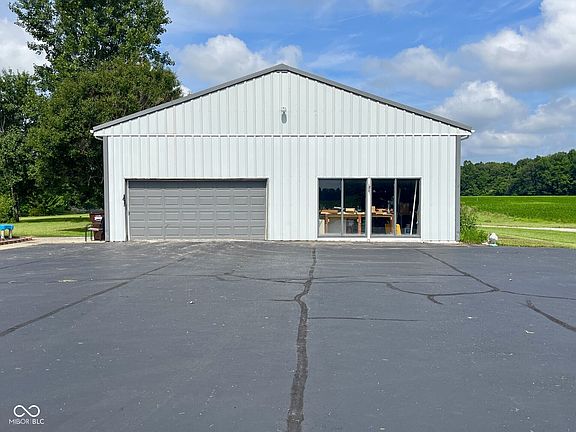 3rd image of 3875 S County Road 155 W