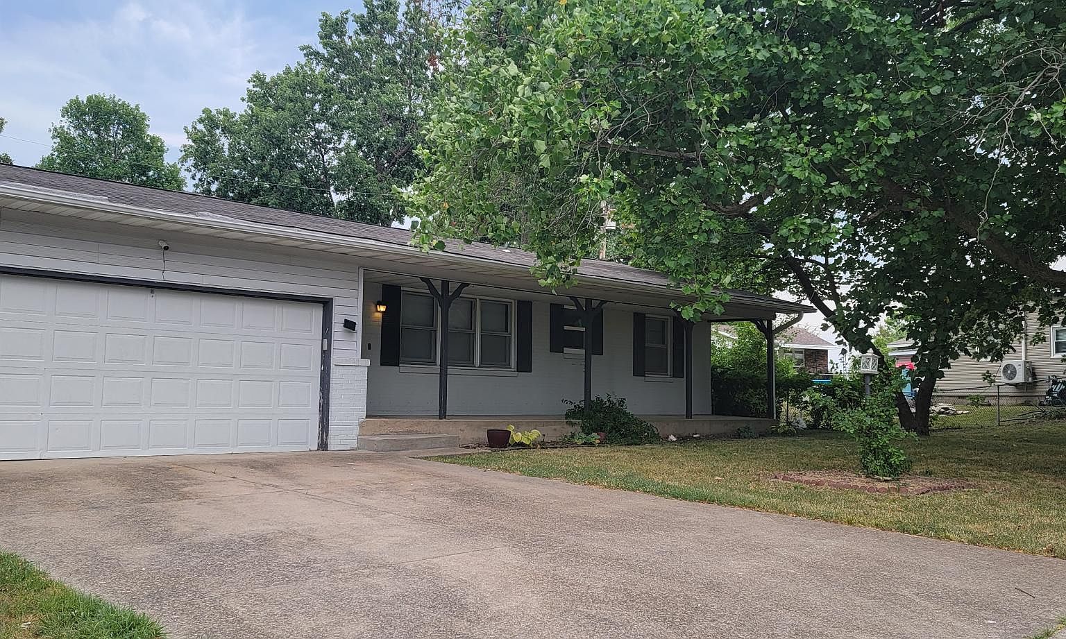 1108 S Missouri Ave, Bolivar, MO 65613 Zillow