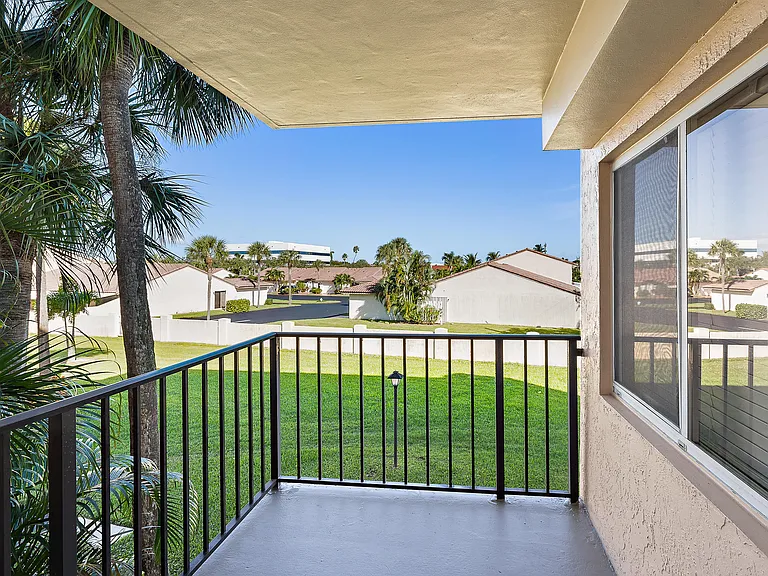 275 Palm Ave #C201 — Photo 23