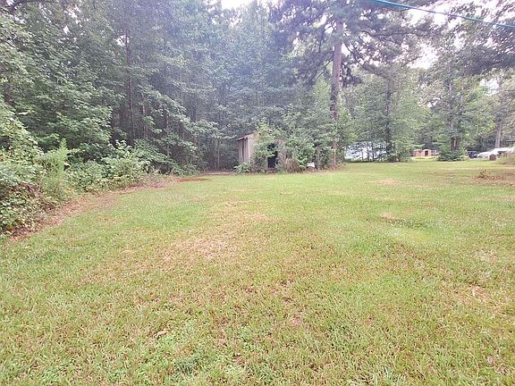 2nd image of 1506 Dixon Ln
