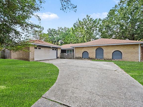 2nd image of 11507 Chetman Dr