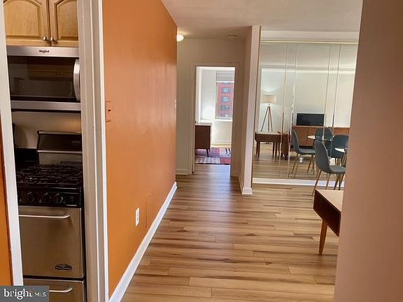5th image of 1121 Arlington Blvd APT 743