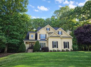 8104 Henderson Rd, Apex, NC 27539
