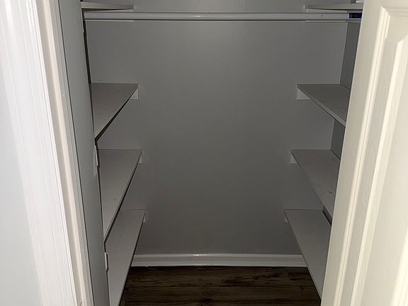 3rd image of 453 Union Ave