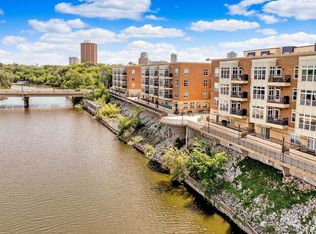 1905 N Water St APT 304, Milwaukee, WI 53202