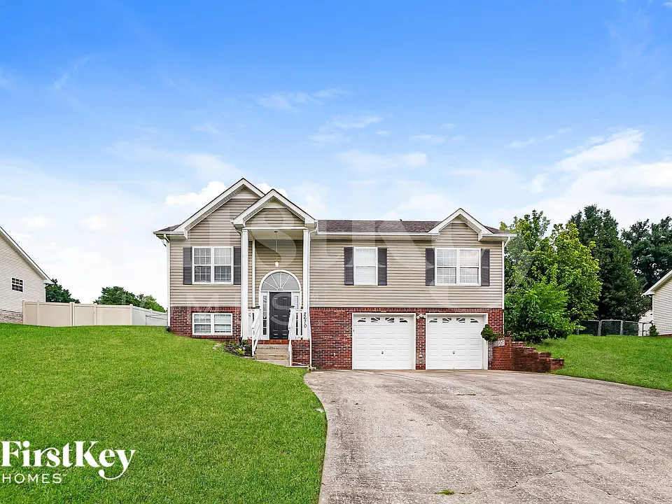 2670 Blue Willow Ct