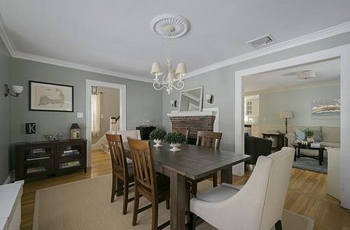 4th image of 15 Crescent Hill Ave