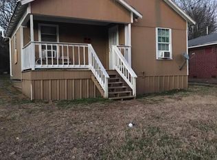 1105 Elm St, Marshall, TX 75670
