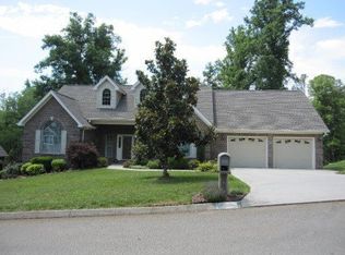 3709 S View Cir, Knoxville, TN 37920