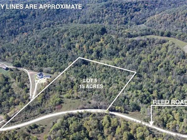 5 Moss Run Rd, Marietta, OH 45750