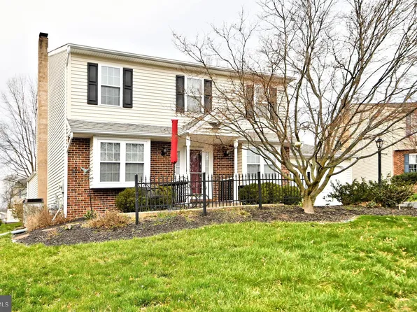 168 Hampton Dr, Langhorne, PA 19047