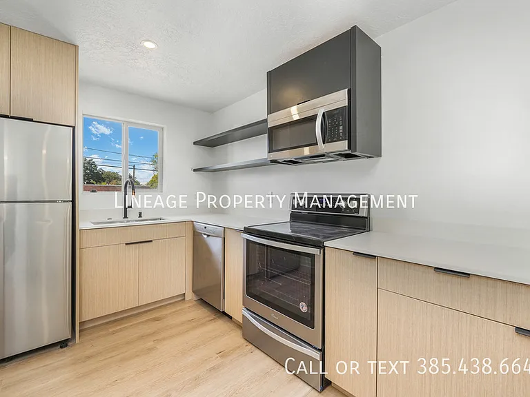 288 E Downington Ave — Photo 7