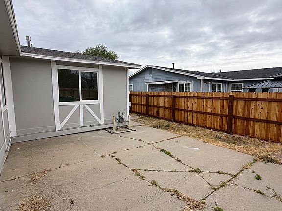 2nd image of 6805 Lotus St
