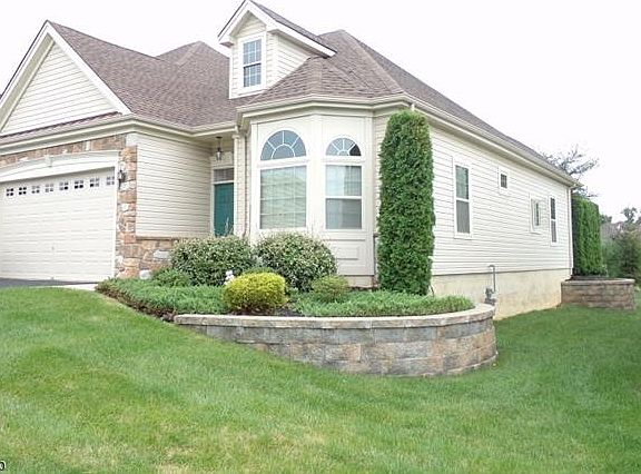2nd image of 4 Sylvia St