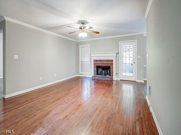 4th image of 417 Walnut Creek Dr