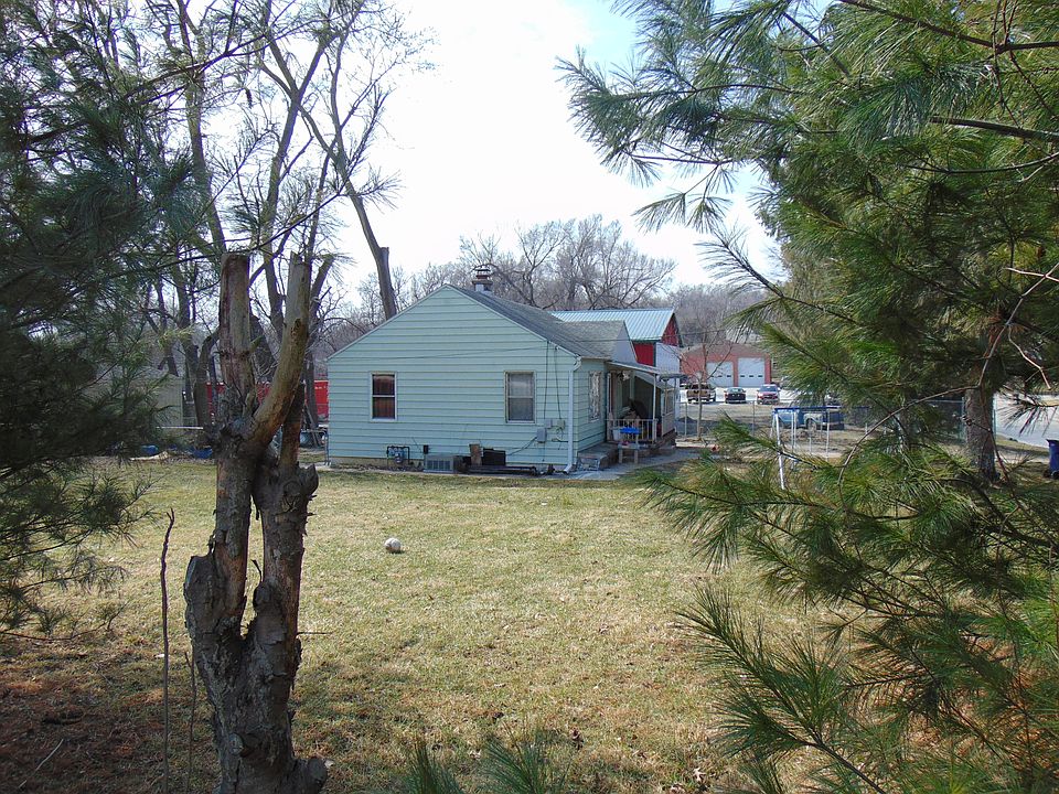 2nd image of 4303 Harrison St