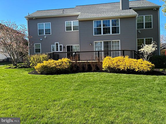 5th image of 1026 Glendevon Dr