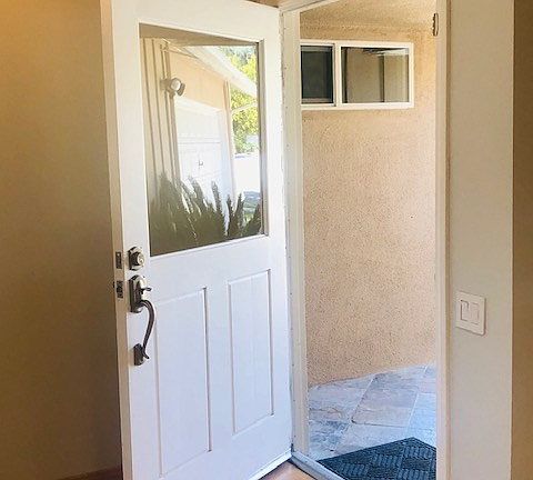 5th image of 26148 Roymor Dr