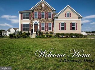 4 Discovery Dr, East Windsor, NJ 08520