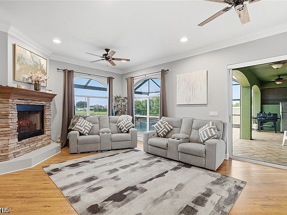 5th image of 1005 NW 3rd Pl