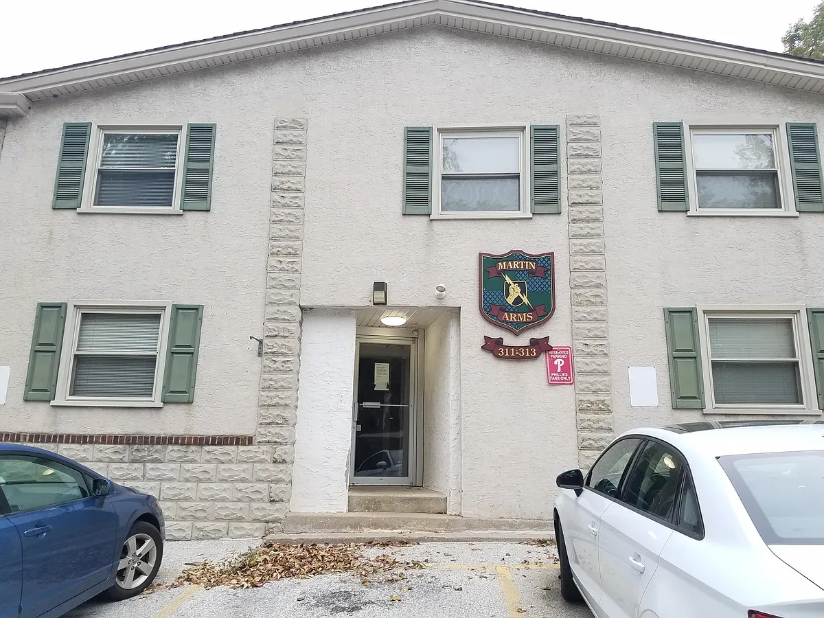 Building Photo - 311 W Wayne Ave #1