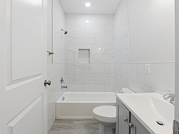 5th image of 15 E Highland Ave #1