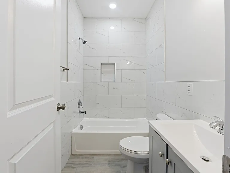 15 E Highland Ave #1 — Photo 5