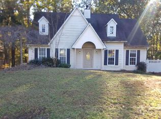136 Coventry Lake Dr, Lexington, SC 29072