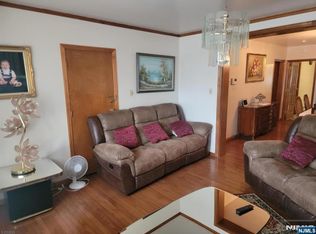 581 7th Ave, Newark, NJ 07107