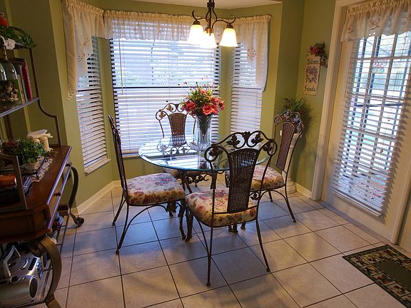 Breakfast Nook