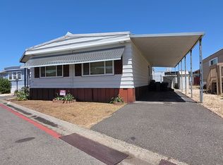 7555 Huckleberry Ln, Sacramento, CA