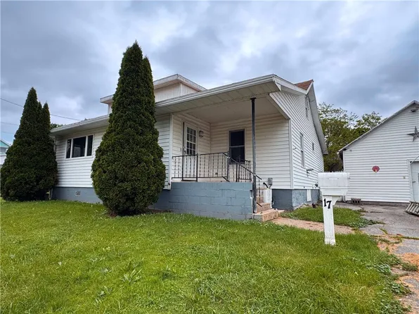 17 Reese St, Clyde, NY 14433