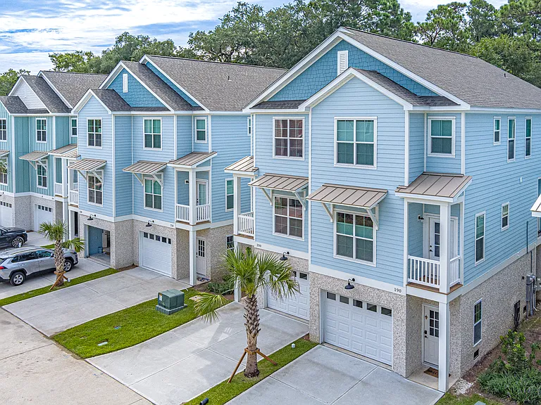 230 Olive Shell Ct — Photo 1