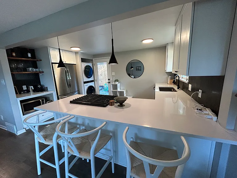 1050 Lowell Blvd — Photo 4