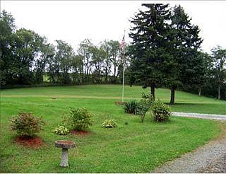 4th image of 424 Shady Ln