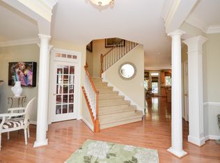 612 Lake Varuna Dr, Gaithersburg, MD 20878