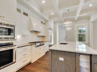 395 12th St, Atlantic Beach, FL 32233